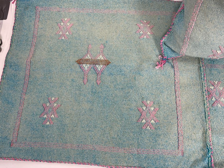 (4) Moroccan Sabra Cactus Silk Pillow Covers Accent Throws Apx 20 X 17 Retails $300 [Photo 6]