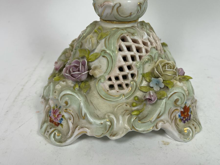 Vintage Electrified Table Lamp With Hand Painted Glass Globe 8W X 24H [Photo 15]