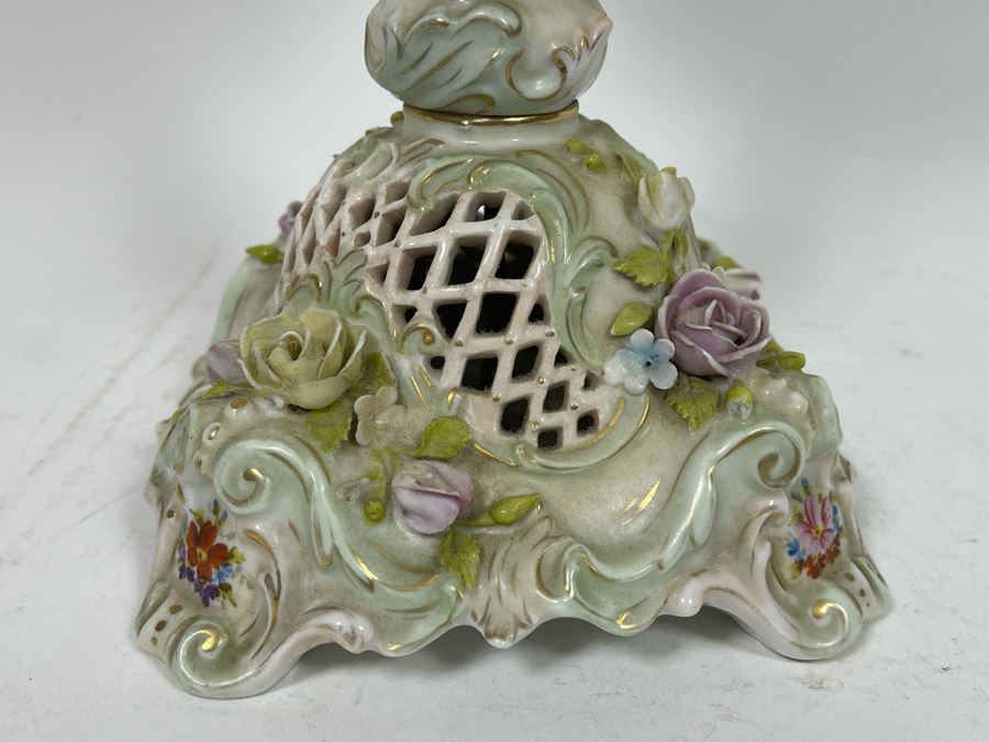 Vintage Electrified Table Lamp With Hand Painted Glass Globe 8W X 24H [Photo 13]