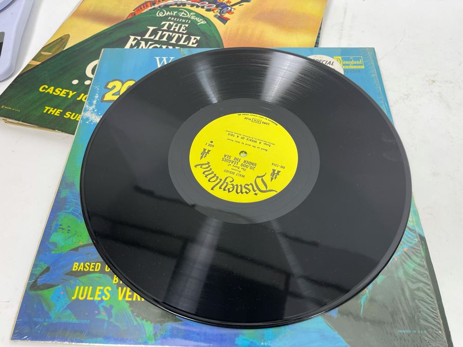 (4) Vintage Walt Disney Vinyl Records [Photo 17]