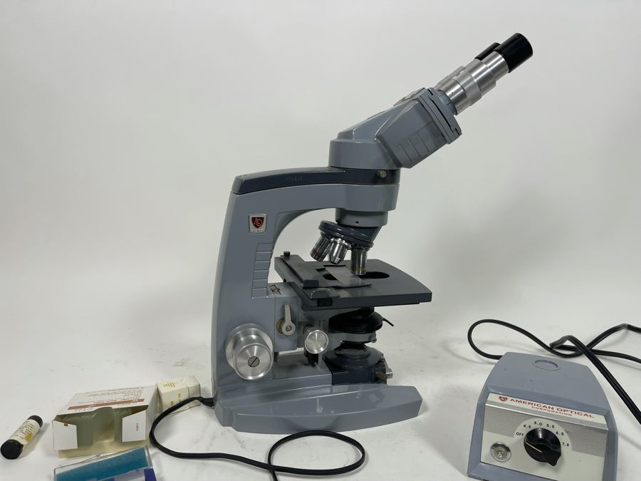 American Optical Corp Microscope Model No. 1036A [Photo 11]