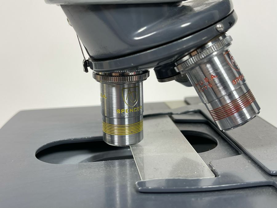 American Optical Corp Microscope Model No. 1036A [Photo 9]