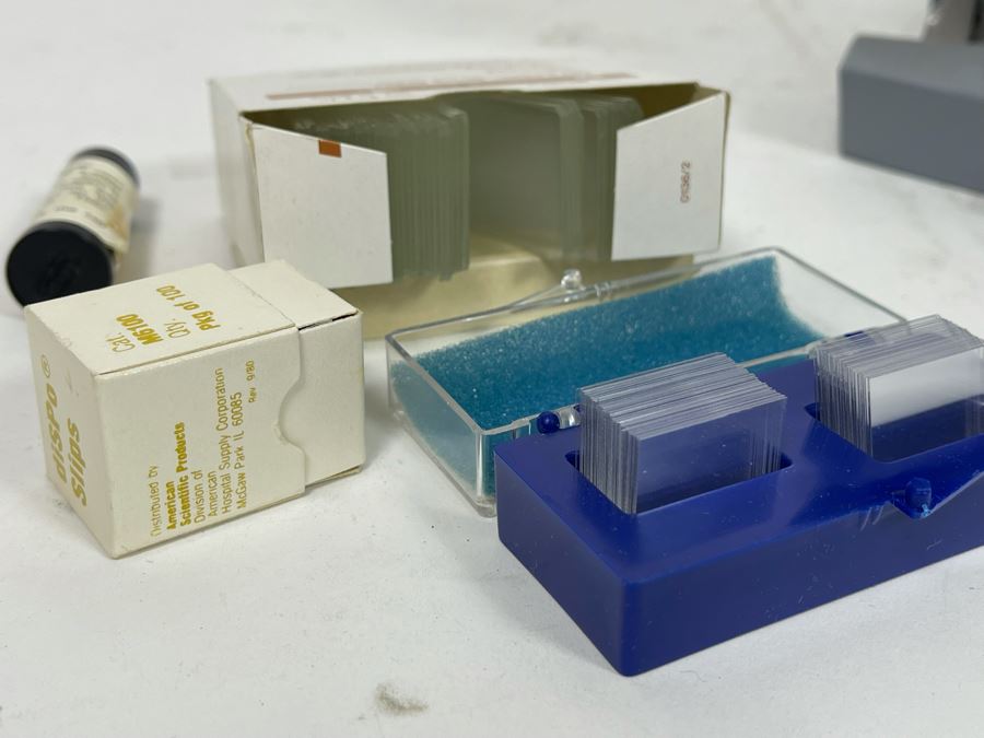 American Optical Corp Microscope Model No. 1036A [Photo 17]