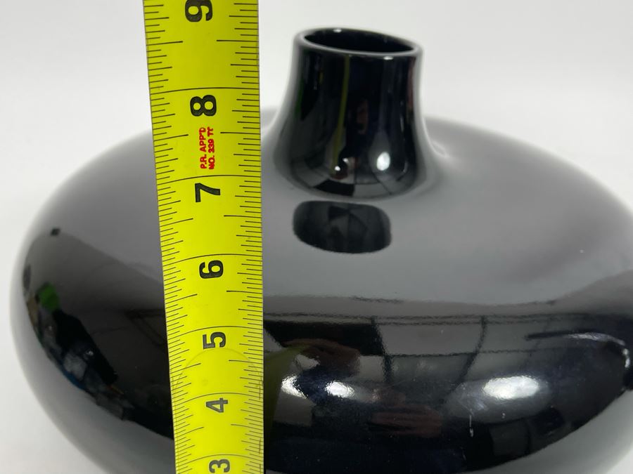 Z Gallerie 36' Black Vase And 8' Black Ceramic Vase [Photo 6]