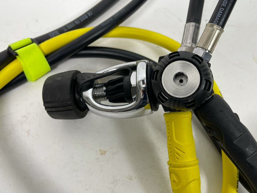 Aqua Lung Titan LX Scuba Diving Regulator And Accessories [Photo 8]