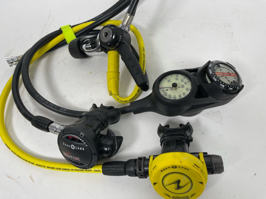 Aqua Lung Titan LX Scuba Diving Regulator And Accessories [Photo 3]