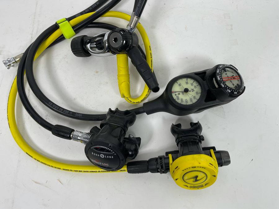 Aqua Lung Titan LX Scuba Diving Regulator And Accessories [Photo 2]