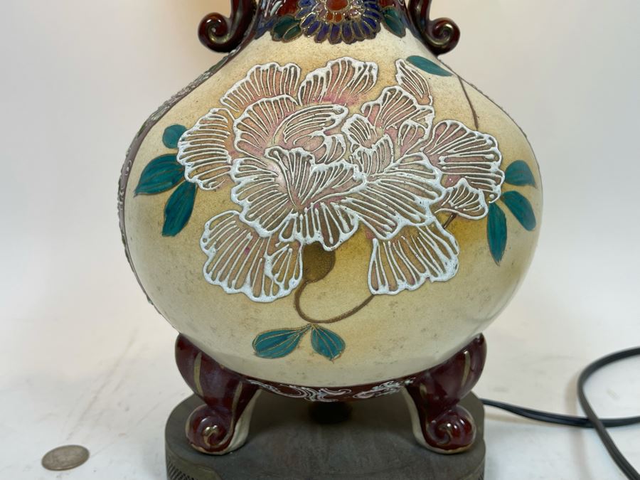 Stunning Vintage Asian Table Lamp 27H   48554 744f 