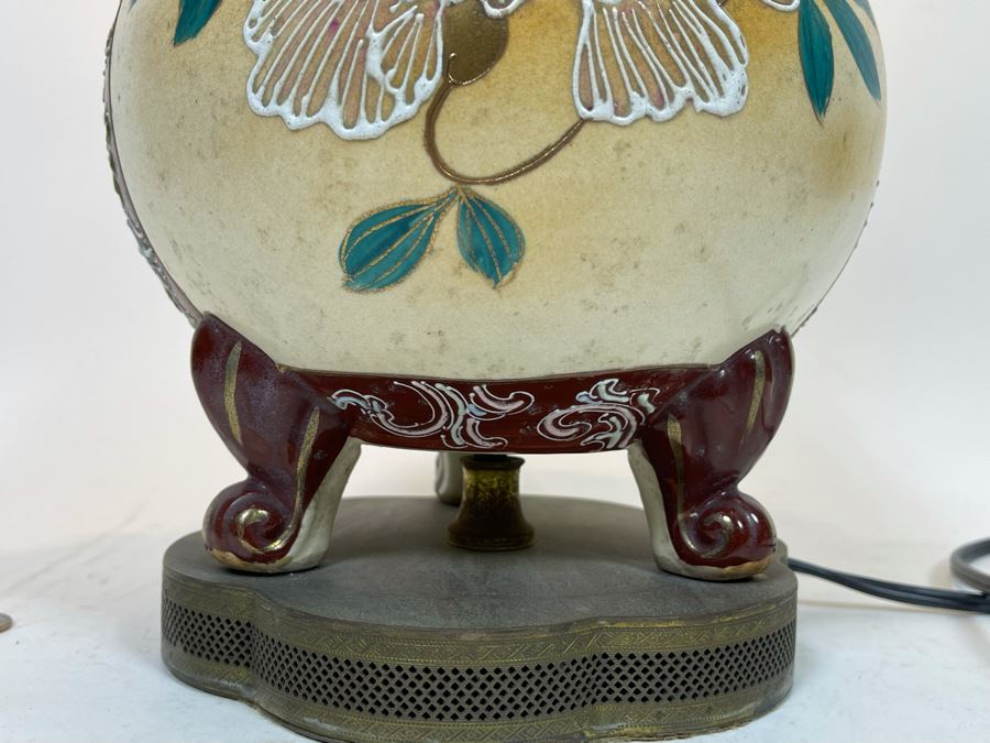 Stunning Vintage Asian Table Lamp 27H [Photo 10]