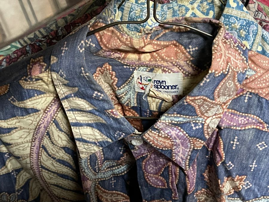 Collection Of 25 Hawaiian Button Up Shirts From Reyn Spooner And Tommy Bahama Mainly Size XL, Some L And XXL - Includes Chrome Clothing Rack [Photo 9]