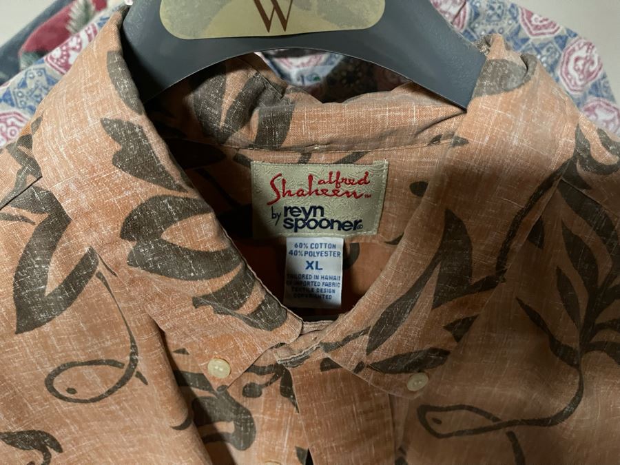 Collection Of 25 Hawaiian Button Up Shirts From Reyn Spooner And Tommy Bahama Mainly Size XL, Some L And XXL - Includes Chrome Clothing Rack [Photo 27]