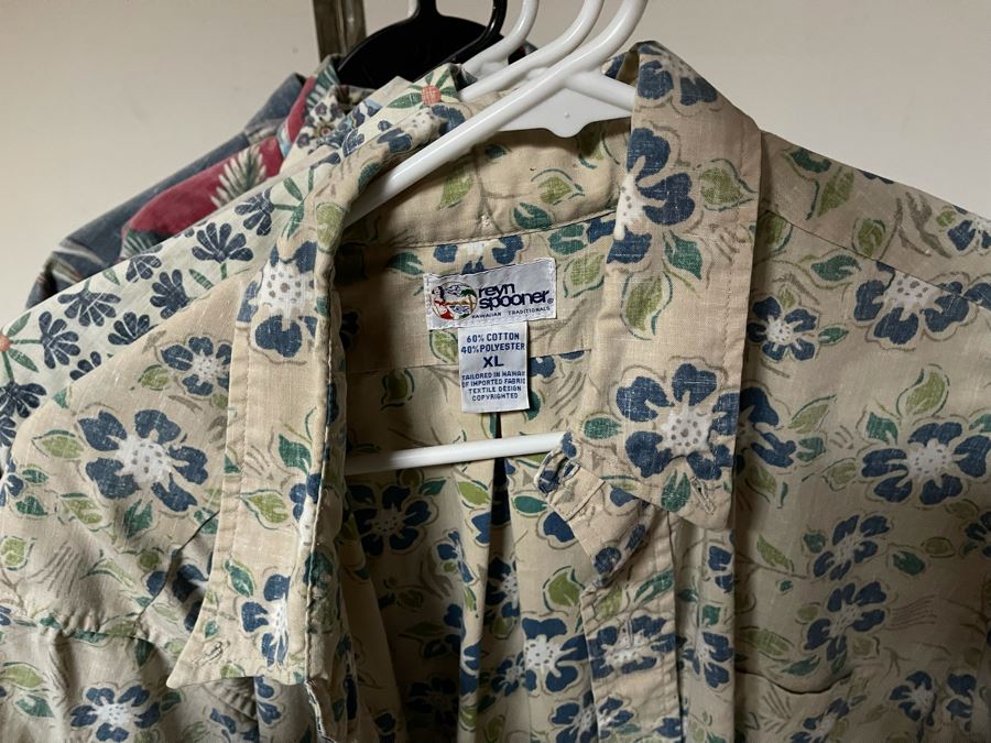 Collection Of 25 Hawaiian Button Up Shirts From Reyn Spooner And Tommy Bahama Mainly Size XL, Some L And XXL - Includes Chrome Clothing Rack [Photo 29]