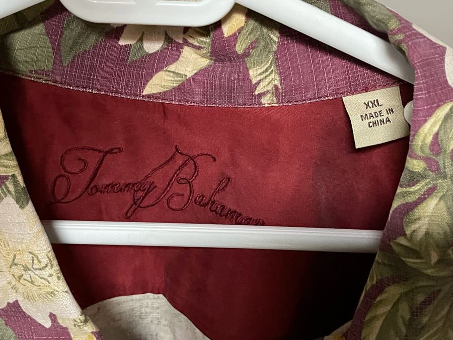 Collection Of 25 Hawaiian Button Up Shirts From Reyn Spooner And Tommy Bahama Mainly Size XL, Some L And XXL - Includes Chrome Clothing Rack [Photo 19]
