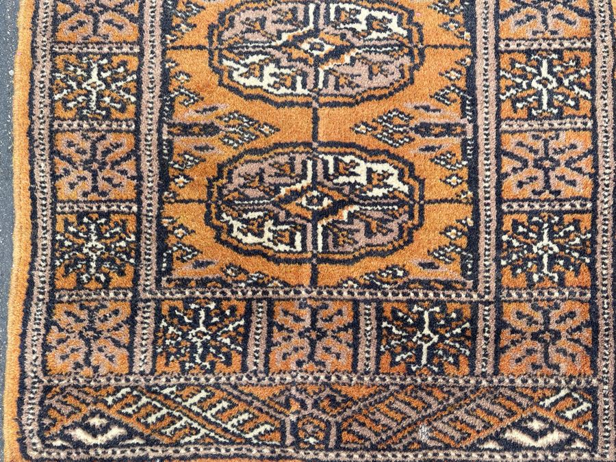 Small Hand Knotted Persian Rug 16.5 X 23 [Photo 5]