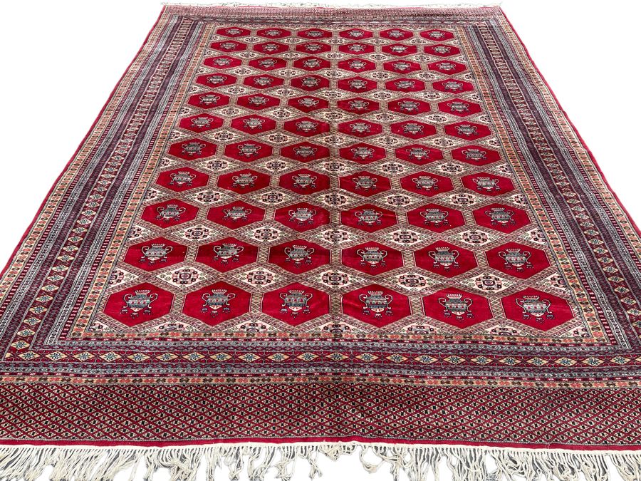 Gorgeous Large Finely Woven Area Rug Uribe 110' X 146'