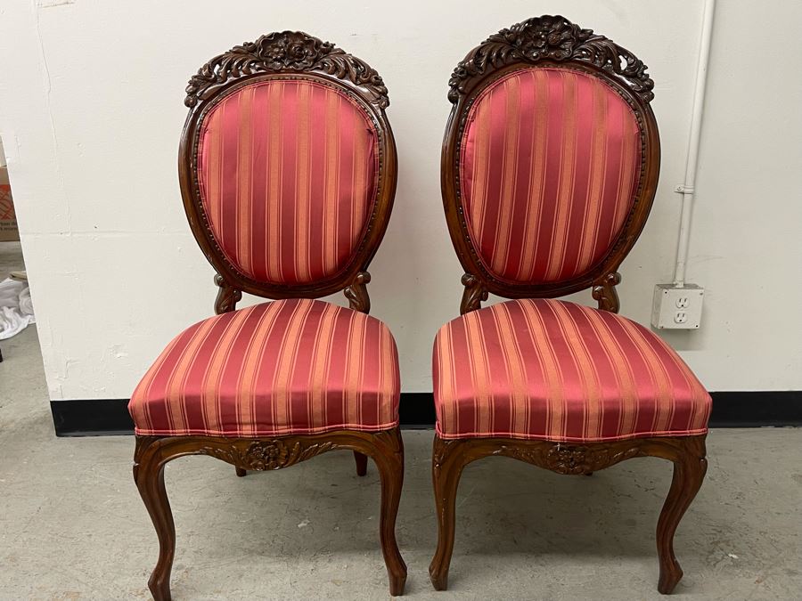 Pair Of Vintage Carved Wooden Upholstered Accent Chairs 16.5H Seat Height [Photo 4]