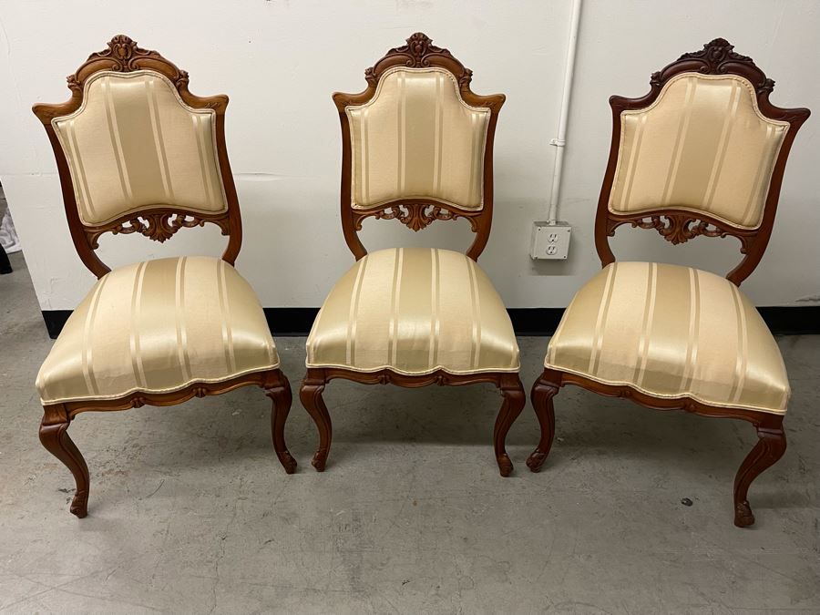 (3) Antique Upholstered Chairs 16.5 Seat Height [Photo 4]