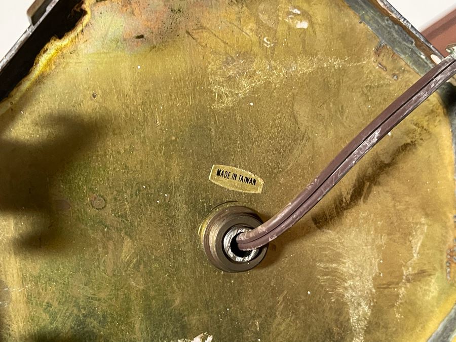 Wooden Side Table 19 X 15 X 19H With Chinese Brass Table Lamp 31H [Photo 7]