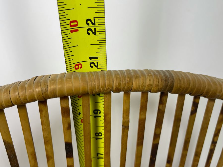 Rattan Wall Shelf 18.5W X 7D X 21H [Photo 7]