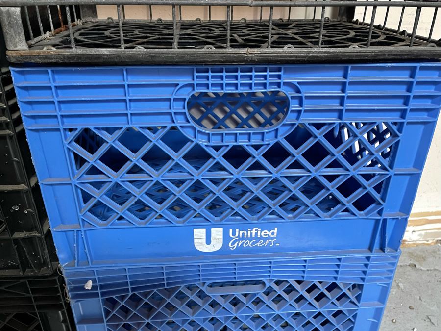 (28) Milk Crates [Photo 5]