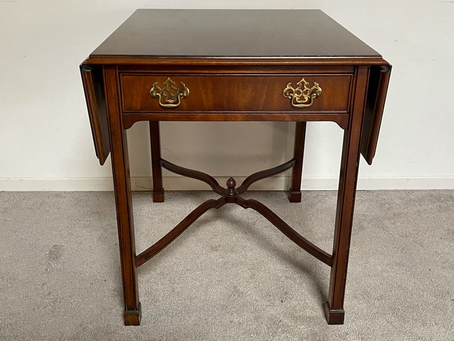 Kindel Drop Leaf Table 25W X 27D X 27H Each Leaf Is 9' [Photo 2]