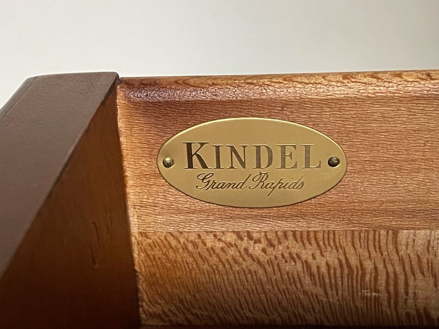 Kindel Drop Leaf Table 25W X 27D X 27H Each Leaf Is 9' [Photo 8]