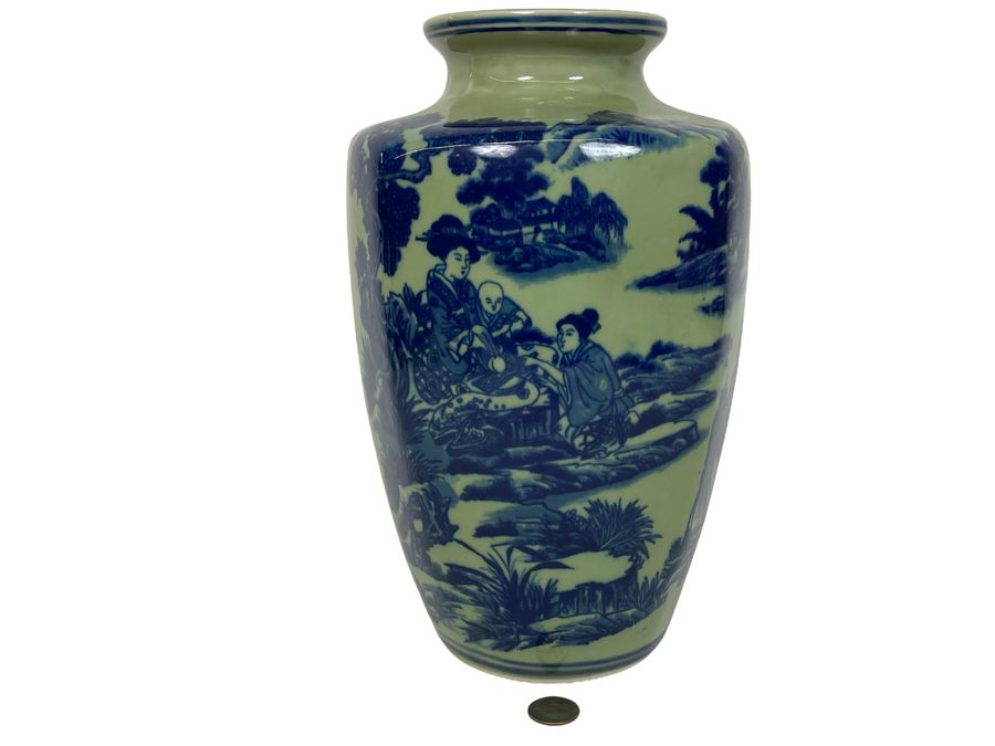Contemporary Chinese Porcelain 12' Vase