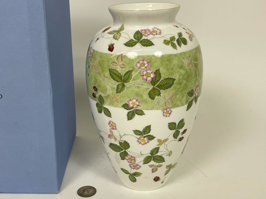 Wedgwood Wild Strawberry Vase 9.5H With Box  [Photo 2]