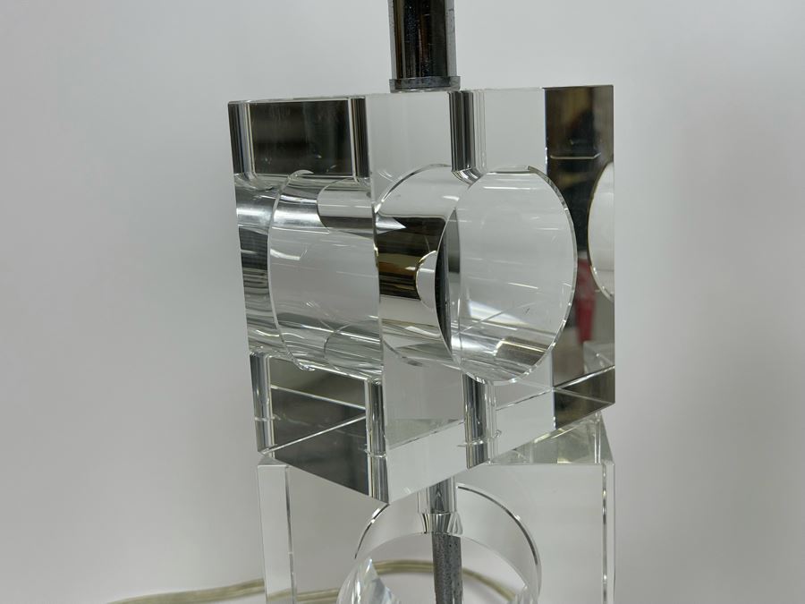 Lucite Table Lamp 25.5H [Photo 7]