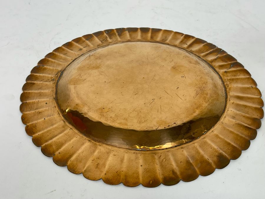 Glass And Metal Ice Bucket 7.5R X 7HWith Tongs And 11' Copper Plate [Photo 9]