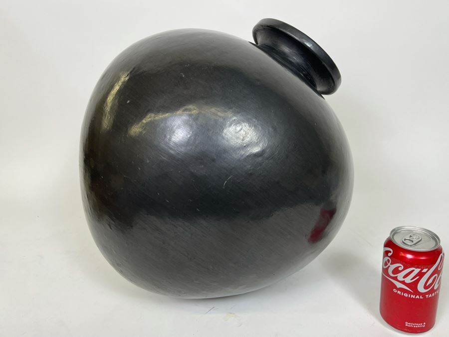 Large Black Pottery Vase From Oaxaca Mexico 15W X 16H [Photo 8]