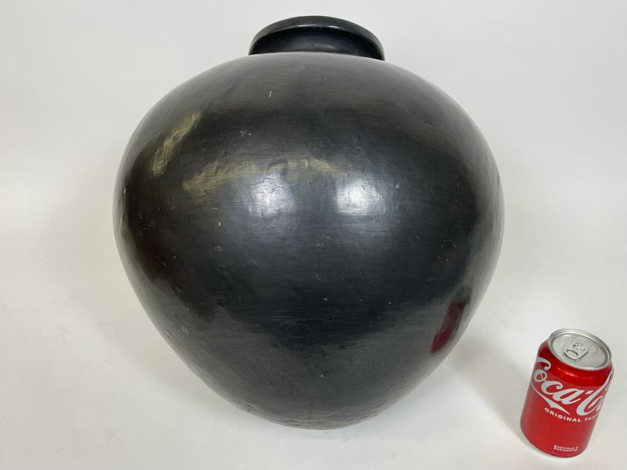 Large Black Pottery Vase From Oaxaca Mexico 15W X 16H [Photo 11]