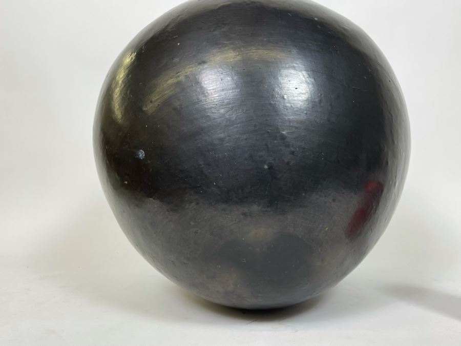 Large Black Pottery Vase From Oaxaca Mexico 15W X 16H [Photo 10]