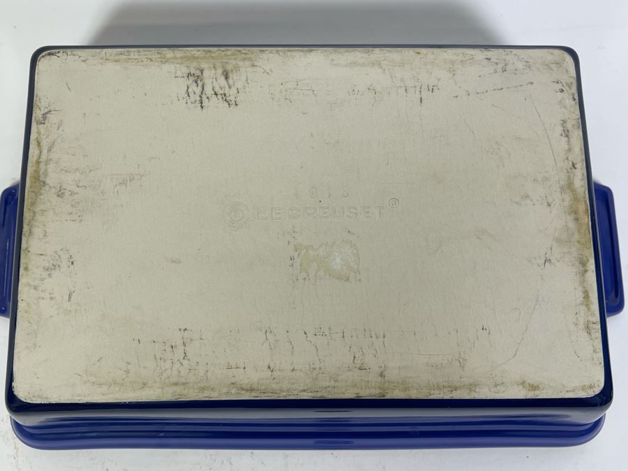 Correction: Le Creuset Ovenware Stoneware Covered Pan 1018 15W X 9D X 7H [Photo 5]