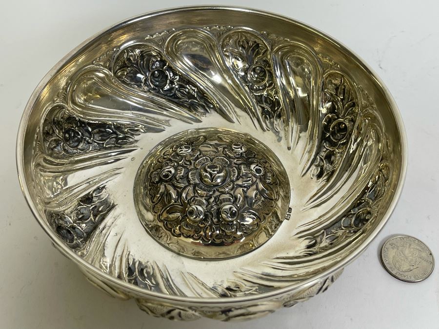Beautiful Vintage Repousse 900 Coin Silver Bowl 6.5W X 1.75H 190g $127 Melt Value [Photo 7]