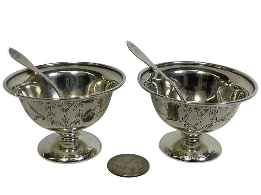 Pair Of Shreve & Co San Franciso Sterling Silver Salt Cellars With Spoons 2.75W X 1.75H 75g [Photo 2]
