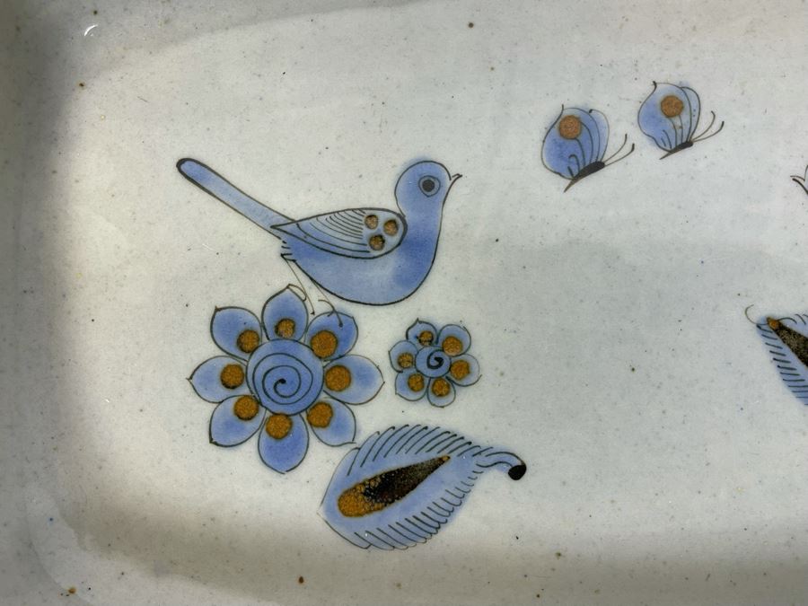 Signed Mexican Pottery 15W X 9.5D X 2H [Photo 4]