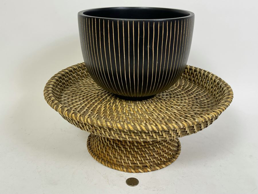 Decorative Bowl 8W X 6.5H With Woven Footed Stand 15W X 6H [Photo 2]