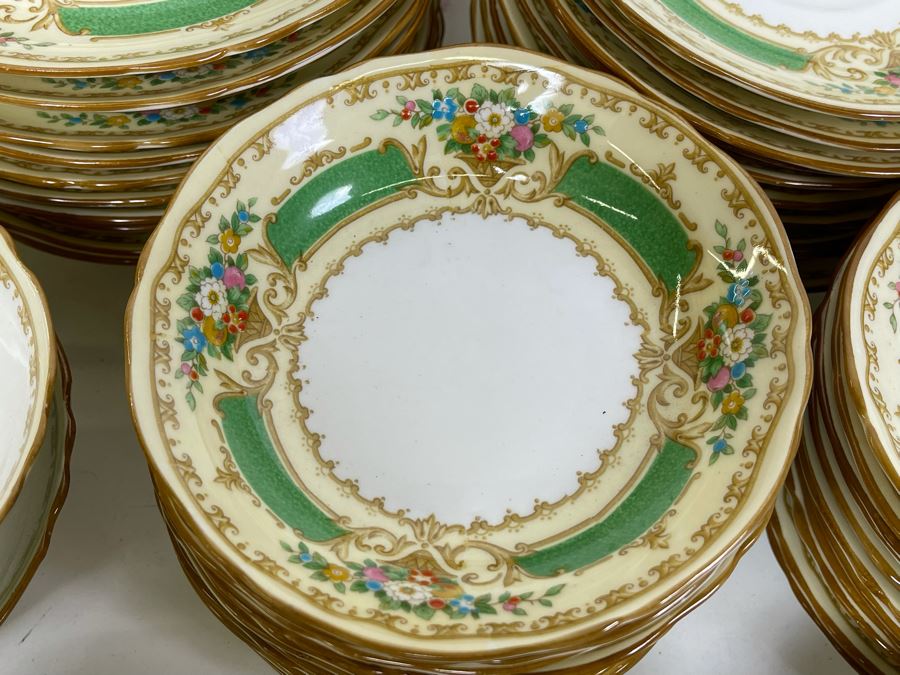 Huge Collection Of English Crown Fine Bone China Staffordshire England Pattern No 15645 [Photo 7]