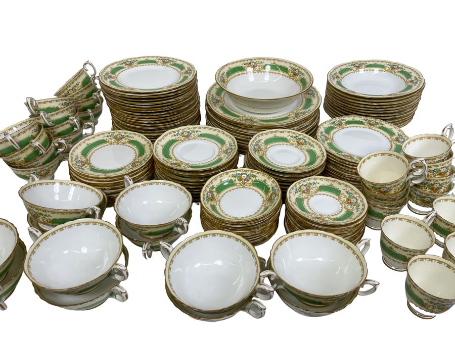 Huge Collection Of English Crown Fine Bone China Staffordshire England Pattern No 15645 [Photo 1]