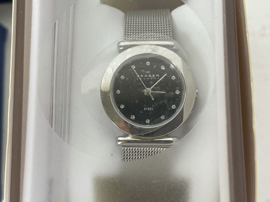 Sterling Silver Pendant, Skagen Denmark Ladies Watch And Italian Rosary [Photo 9]