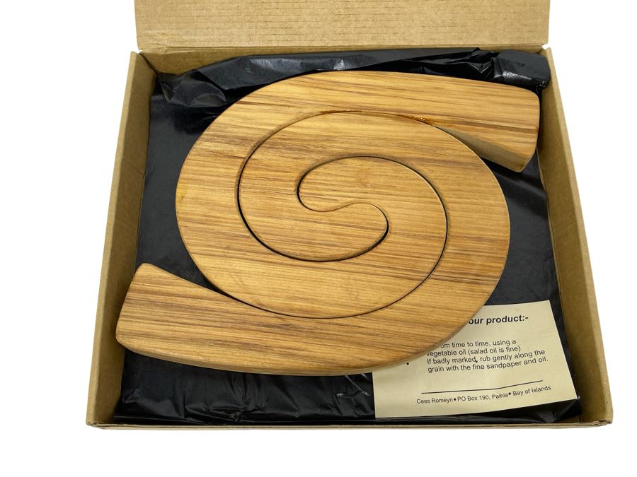 Spiral Wooden Tablemat Trivet [Photo 1]