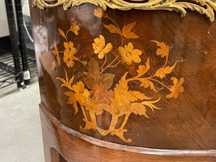 Vintage French Marquetry Serpentine Vitrine Display Cabinet 34W X 19D X 64H [Photo 6]