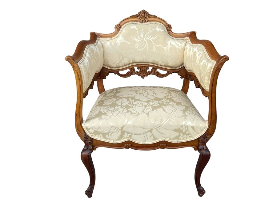 Elegant Carved Wooden Occassional Chair 25W X 21D X 34H [Photo 1]