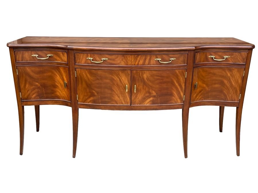 Stunning Mahogany Henkel-Harris Sideboard Buffet Credenza Cabinet With Felt Lined Silver Storage Drawer 76W X 23D X 38H