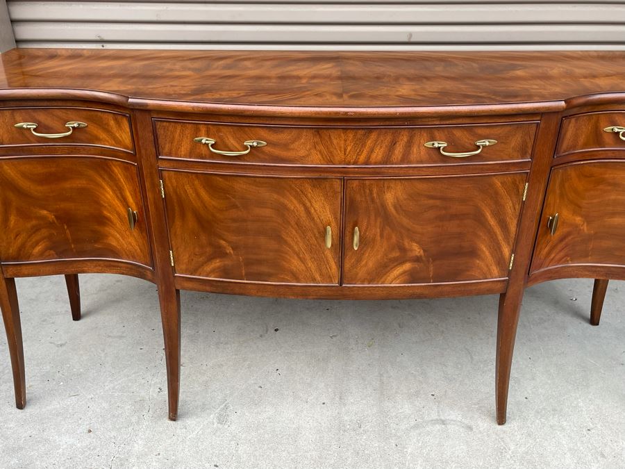 Stunning Mahogany Henkel-Harris Sideboard Buffet Credenza Cabinet With Felt Lined Silver Storage Drawer 76W X 23D X 38H [Photo 8]