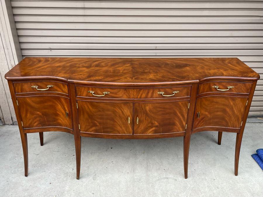 Stunning Mahogany Henkel-Harris Sideboard Buffet Credenza Cabinet With Felt Lined Silver Storage Drawer 76W X 23D X 38H [Photo 7]