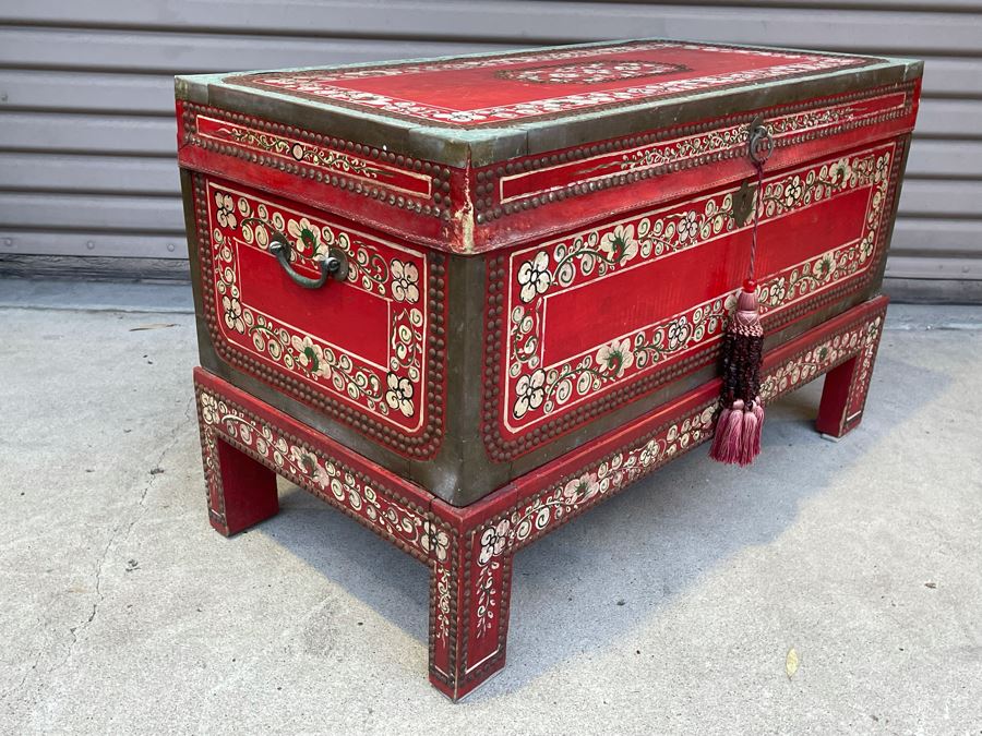 Red Hand Painted Indian Wooden Box With Stand [Photo 7]