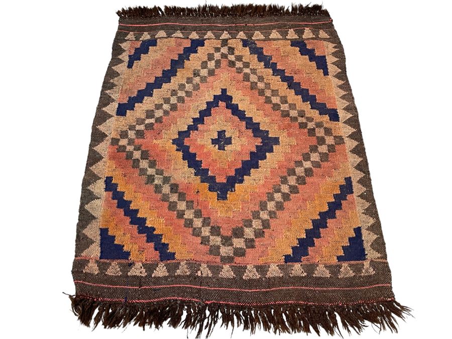 Small Vintage Hand Knotted Wool Area Rug 31 X 41 [Photo 2]