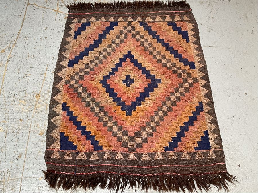 Small Vintage Hand Knotted Wool Area Rug 31 X 41 [Photo 4]